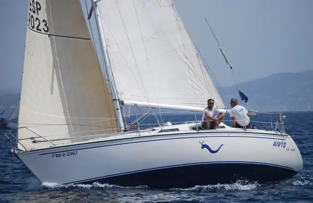 "Aivis" vencedor Absoluto del Trofeo Estrella Levante.