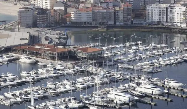 La Marina Juan Carlos I de Sanxenxo.