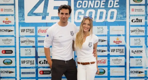 Los actores Alex Adróver y Patricia Montero, que son pareja, visitaron el RCN Barcelona invitados por Fyord. Foto: Bernardí Bibiloni.