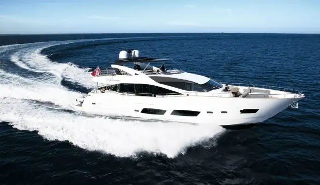 Con 28 metros de eslora, la Sunseeker Autumn es el barco más grande de esta edición Foto © Sunseeker 