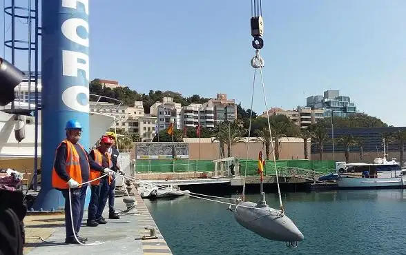 2016-replica submarino isaac peral-2