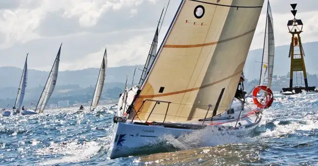 El Burla Negra del RCN de Vigo, nuevo campeón gallego de A Dos.