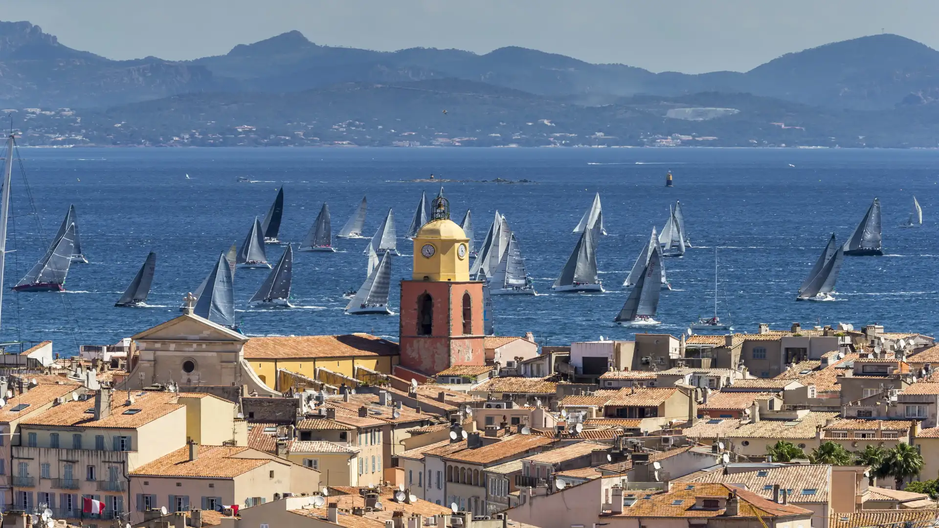 The French ship "Tip" wins the most massive Giraglia Rolex Cup ever