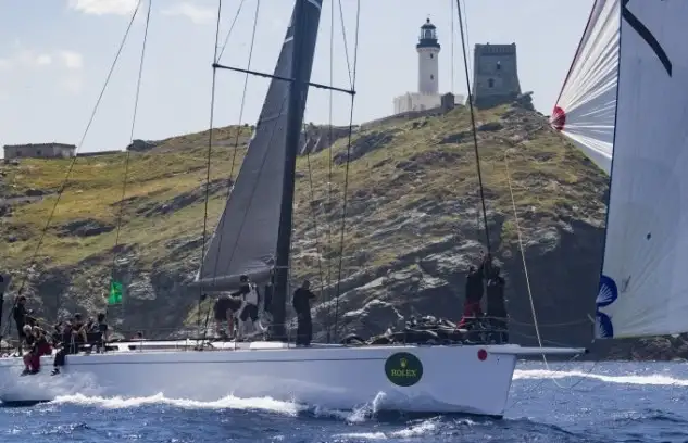 Cifra record: 268 barcos