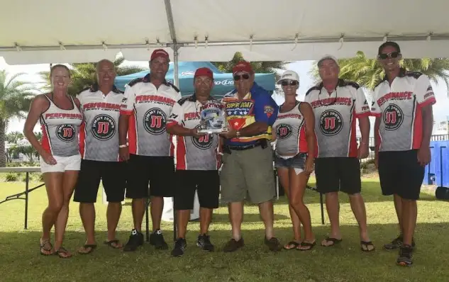 El Performance Boat Center Team ganador de la categoría de Superboat. 