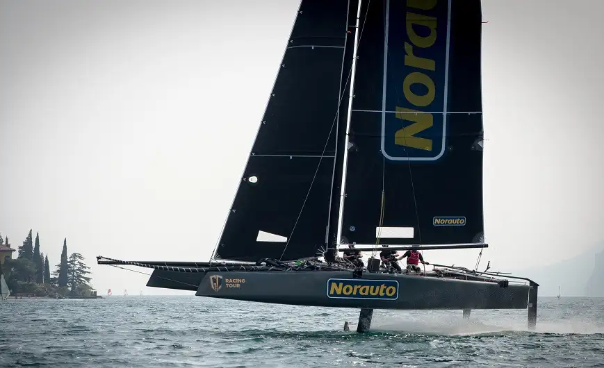 El Norauto de Franck Cammas es el gran favorito (Martina Orsini/TFW 2016).