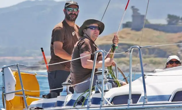 Unai Basurko a la caña del "Pakea-Cadenote"