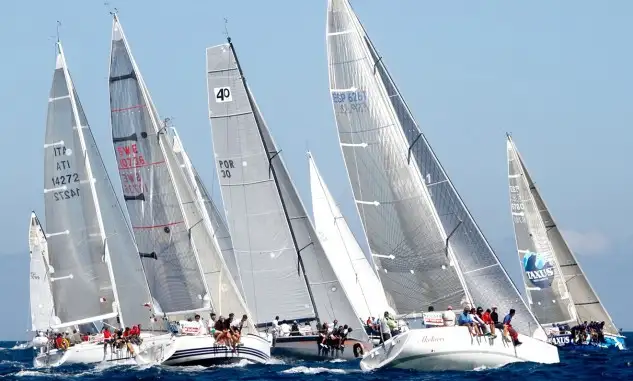 Excelente día de competición en la bahía de San Lorenzo, con un nordeste de 15 nudos.