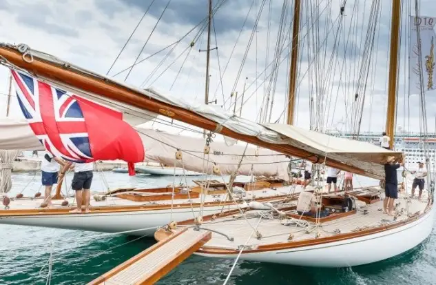 El "Lady Anne" (1912) en el Club de Mar de Palma de Mallorca.