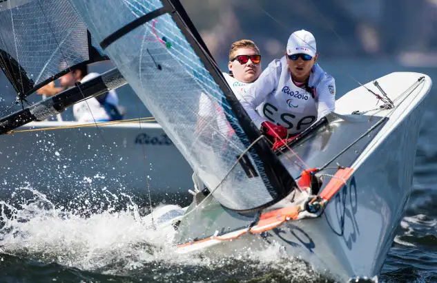 Sergi Roig y Violeta del Reino han tenido sus opciones en Skud 18. Foto: Richard Lagdon/World Sailing
