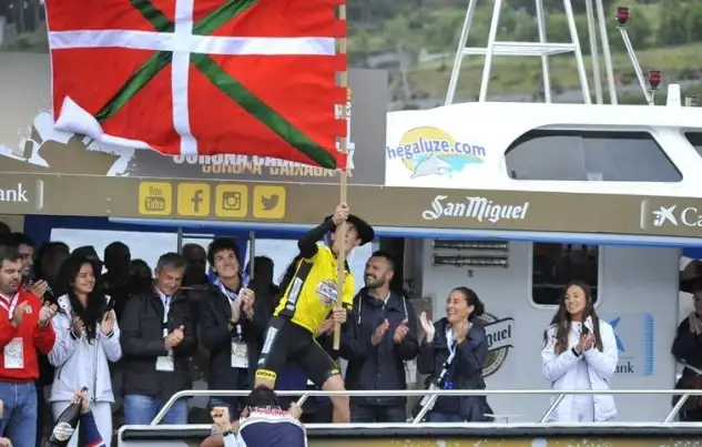 Son ya tres puntos los que separan a Bermeo de Hondarribia