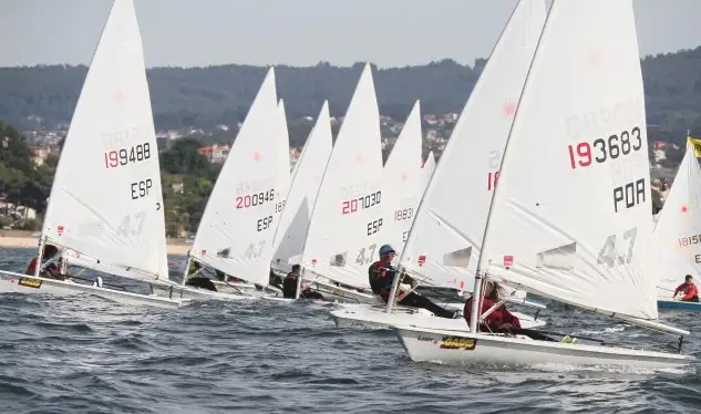 Láser 4.7 es para la flota coruñesa por el momento con Jorge Juan Tábara del Náutico de La Coruña de líder