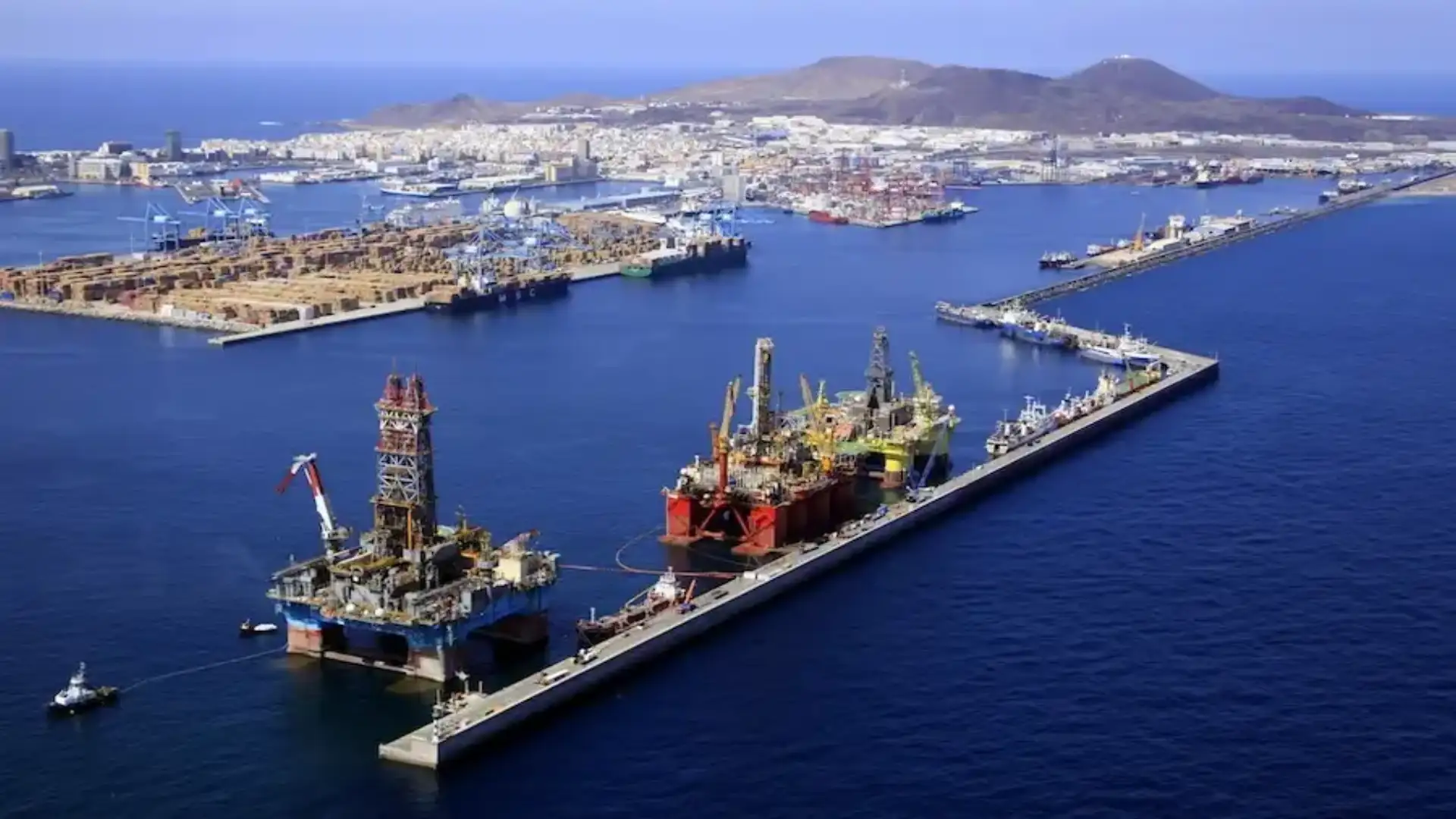 Sevilla and Las Palmas ask the next government to reform the stowaway in the State Ports