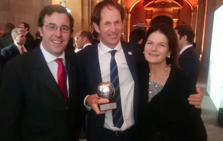 Xavier Torres, Santiago Lange y Julia Casanueva.