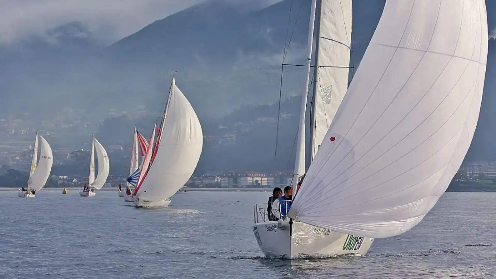 J80 Sabadell Bank Trophy in Baiona: Javier Gandara continues to command