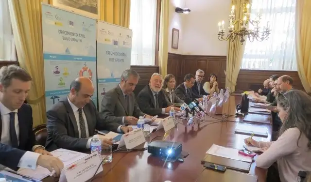 Enrique César López Veiga, participó en una reunión de trabajo con responsables del Grupo Suardíaz