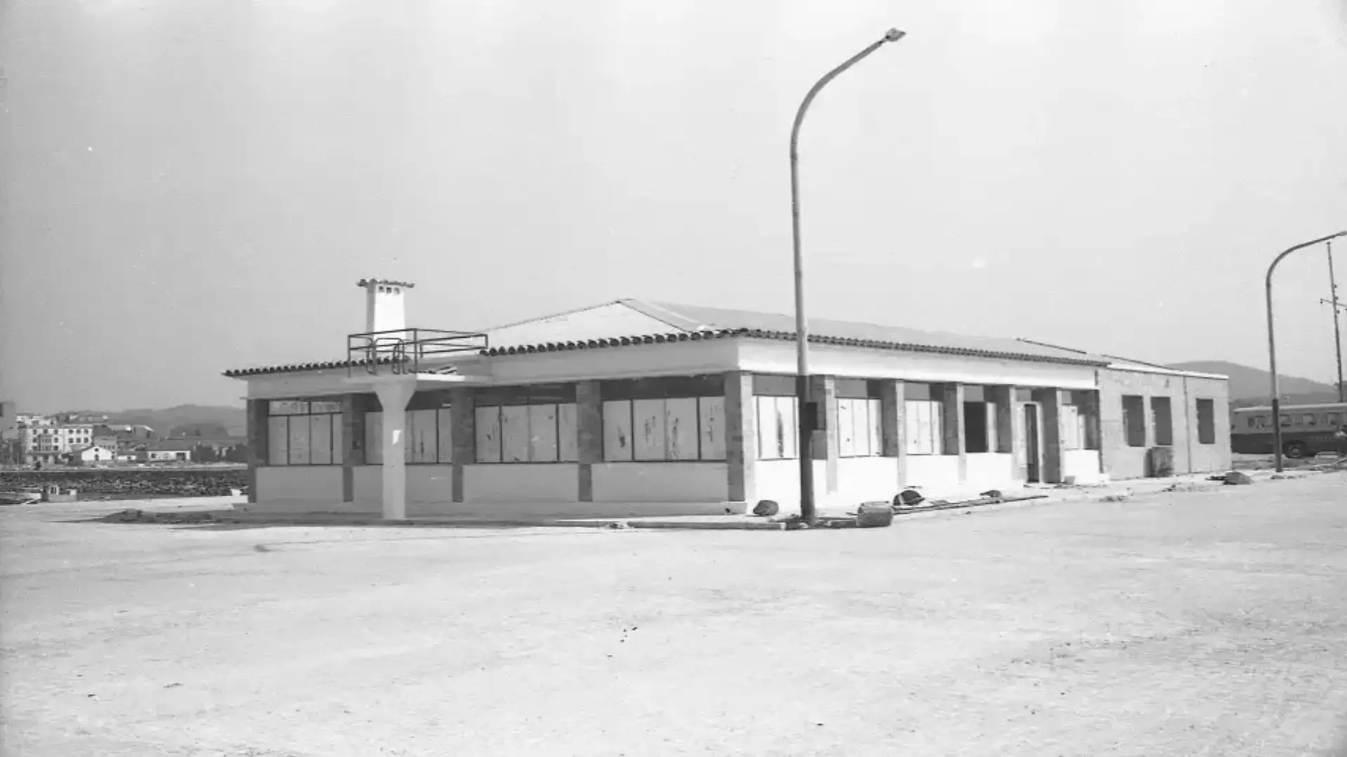 The building of the Club de Mar de Villagarcía is half a century old