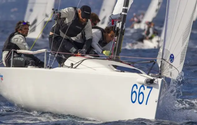En el Europeo 2015 de Mónaco con varios barcos españoles y lusitanos en competición, Hugo Rocha lograba ser tercero. Por la parte española Gonzalo Araújo colocaba a "Sailway" en la cuiarta plaza (Foto Francesco Ferri)