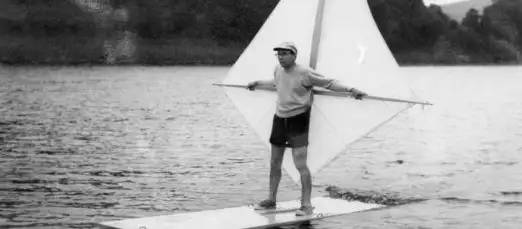 Muere el inventor del windsurf, Newman Darby, a los 88 años