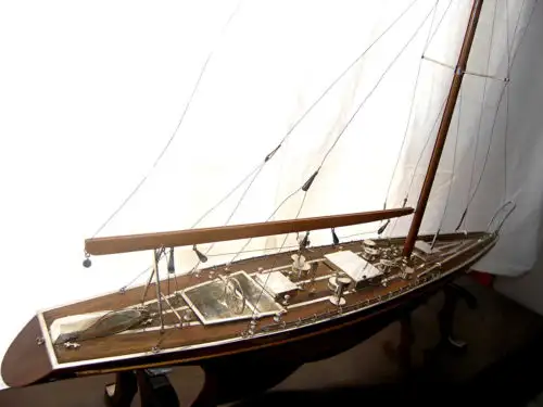 Se vende en Madrid por 5.300 y aceptan ofertas a la baja