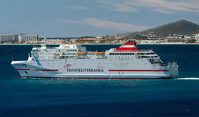 En 2017 Trasmediterranea va a incrementar su colaboración con las Universidades de Náutica para la obtención de titulaciones