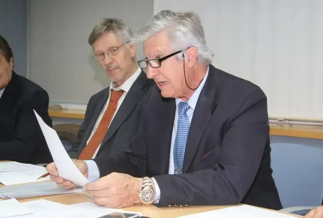 Guillermo Poyan en la Asamblea de la Madrieña (Foto Pep Portas)