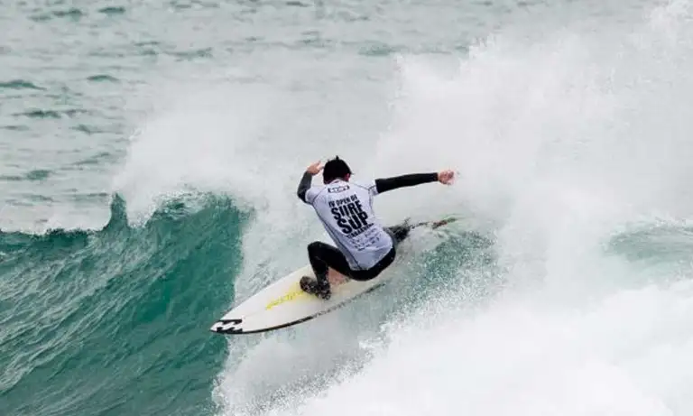 Victorias de Hodei Collazo en Surf Open masculino, Melania Suárez en Surf Femenino , Miguel Castrillón en Surf Junior, Guillermo Carracedo en SUP Surfing y Alberto Fernández en Longboard en lo que supuso el arranque de la COPA FESurfing Open 2017