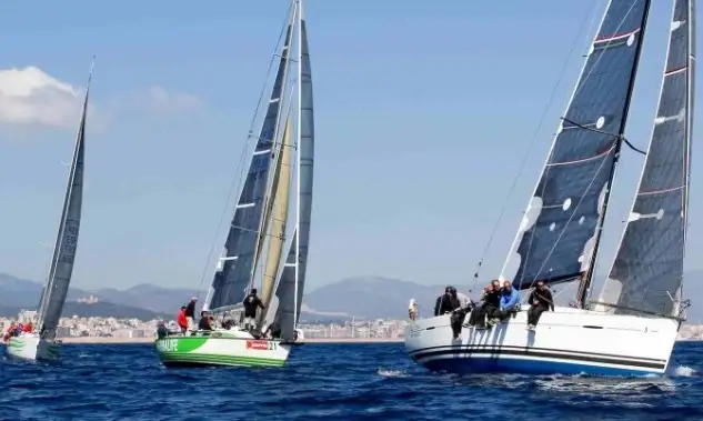 Los cruceros, monotipos y la clase dragón son la antesala de la competición olímpica que comenzarán a competir el lunes. En el Sofía estarán en competición nada menos que 682 barcos y 927 regatistas de 56 países en la bahía de Palma