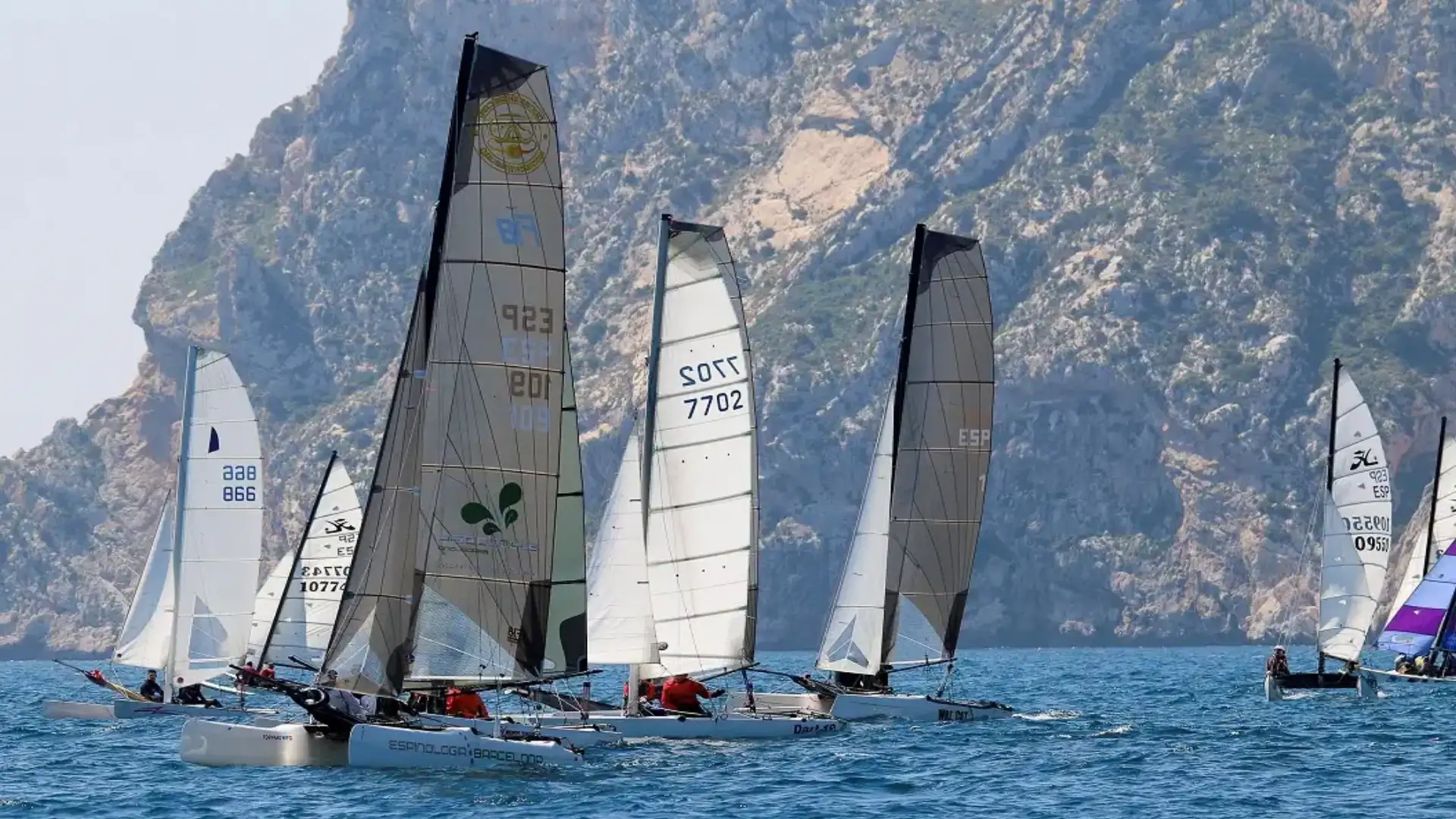 Jovani-Porta (Hobie 16) and Migoya-Parcerisa (Interseries) winners in Les Basetes