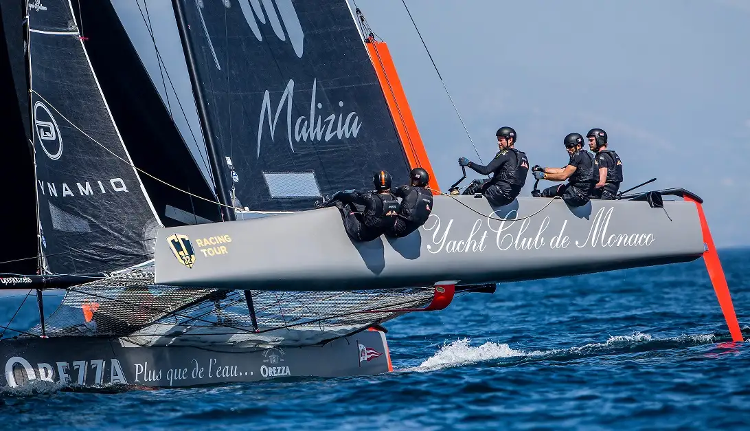 "Malizia" del Yacht Club de Monaco, de Pierre Casiraghi (Foto Jesús renedo)
