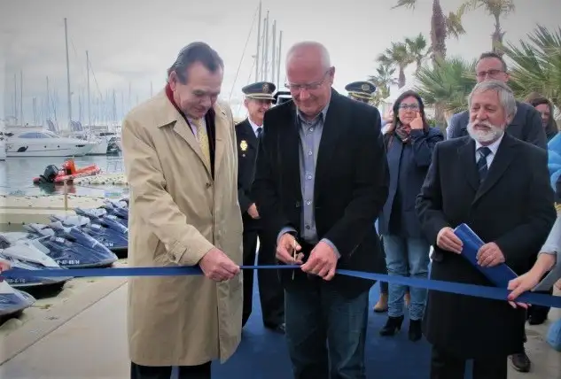 Las autoridades inaugurando la décima edición del Salón Náutico de Dénia.