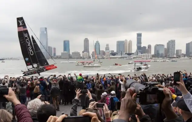 Para el legendario Coutts es esencial aumentar el espectáculo y que pueda ser presenciado por miles de aficionados en directo