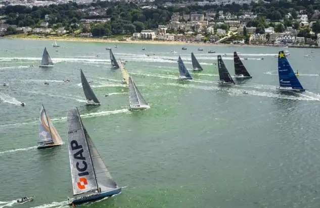 El seis de agosto con la organización del mejor cluib mundial, el RORC, una cita de lujo en el Solent Británico