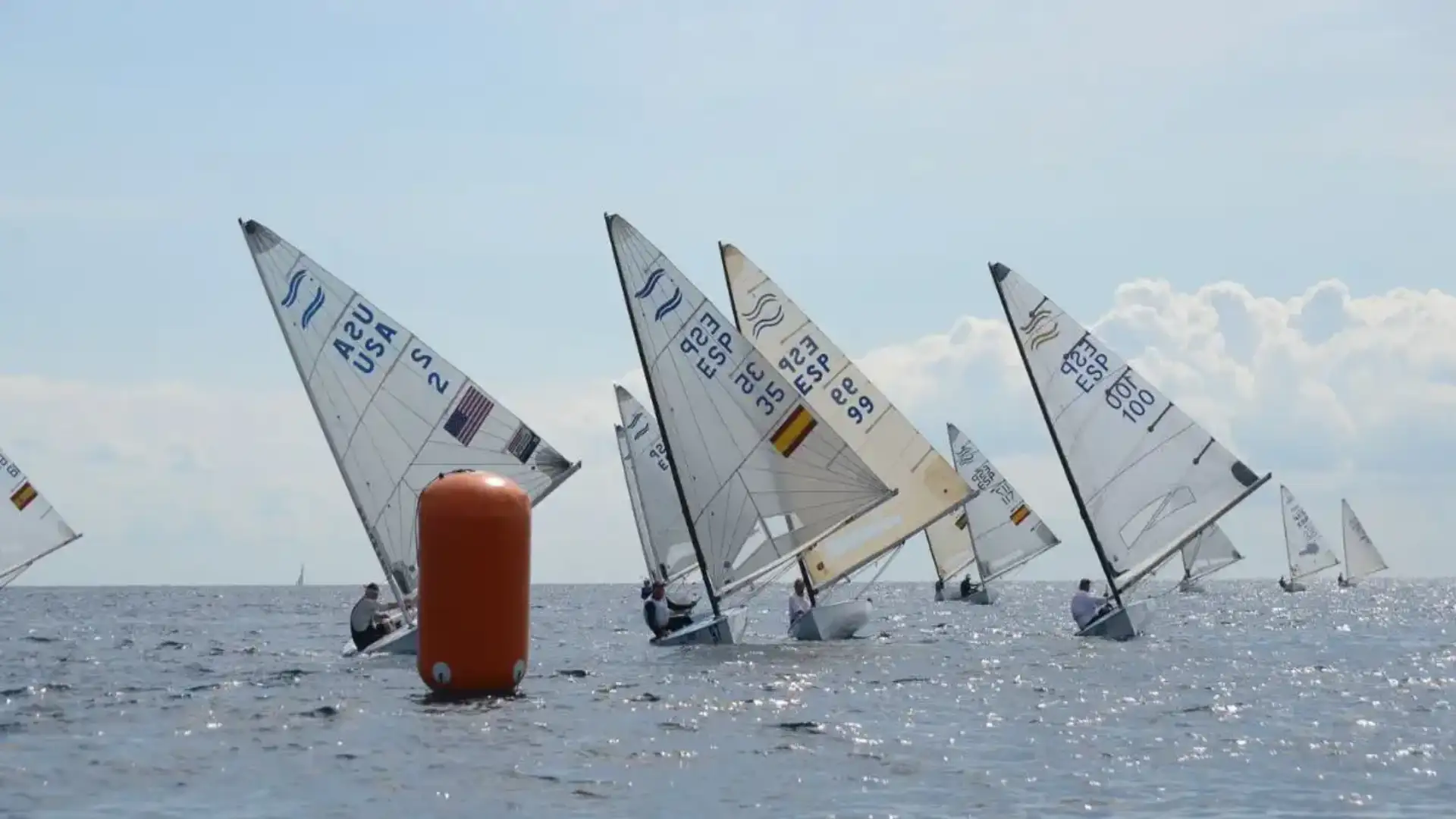 The Finn Olympic class prepares the 2018 World Master in the El Balís Nautical
