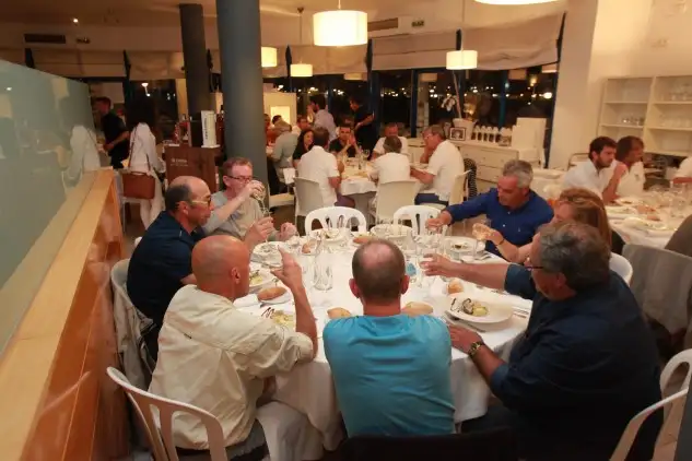 La cena en el Club Nàutic Ampolla como siempre excelente...