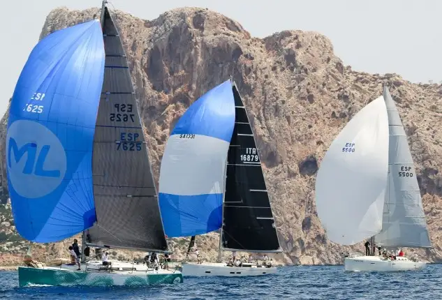 Marina Greenwich, Tanit IV – Medilevel, Alpeh III y North Face, vencedores en la Copa Provincial de Alicante