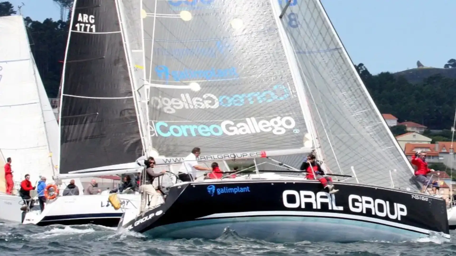 The Heavy Sailing Frinsa Regate was held in the Ria de Arousa