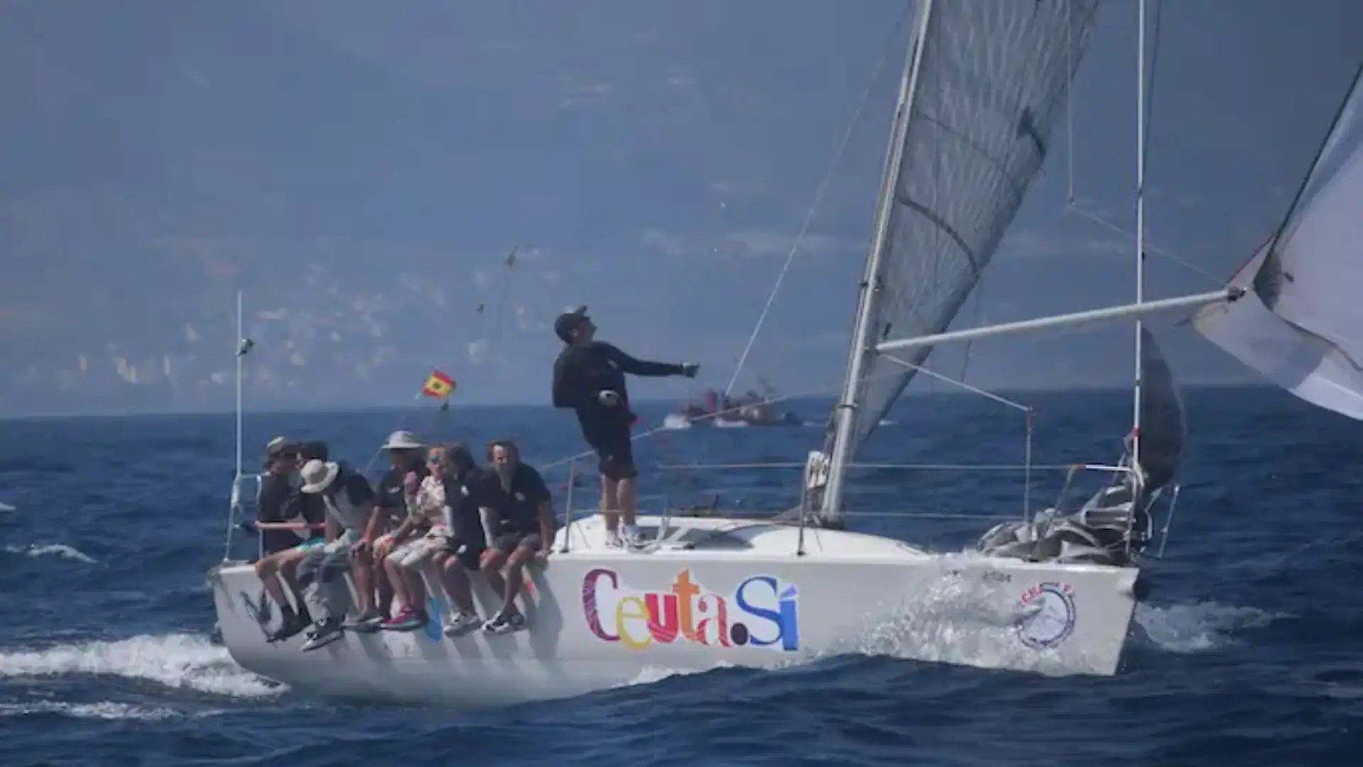 Sergio Llorca's "Ceuta Yes" winner of the IV Strit Challenge