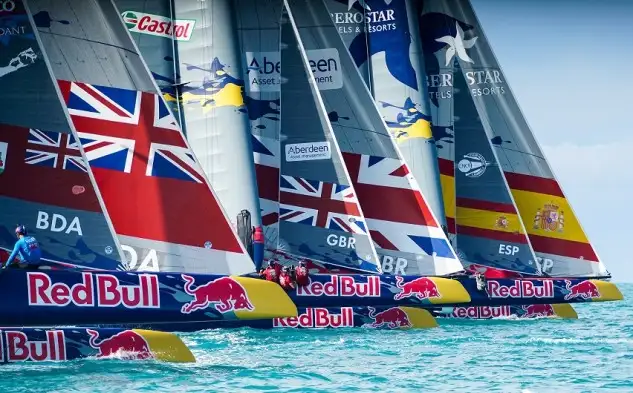Triple empate en cabeza entre Nueva Zelanda, Gran Bretaña y España, que junto con Bermuda estarán en la Final de la Red Bull Youth America’s Cup