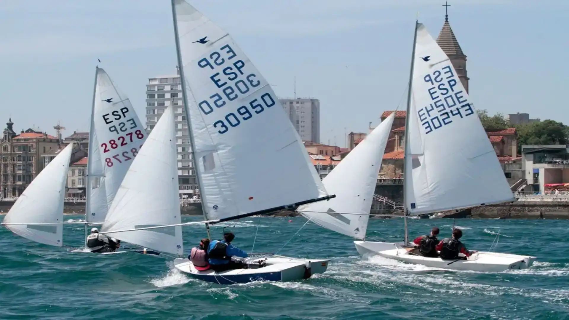 A lot of participation in the San Pedro de Vela Ligera Trophy in Gijón