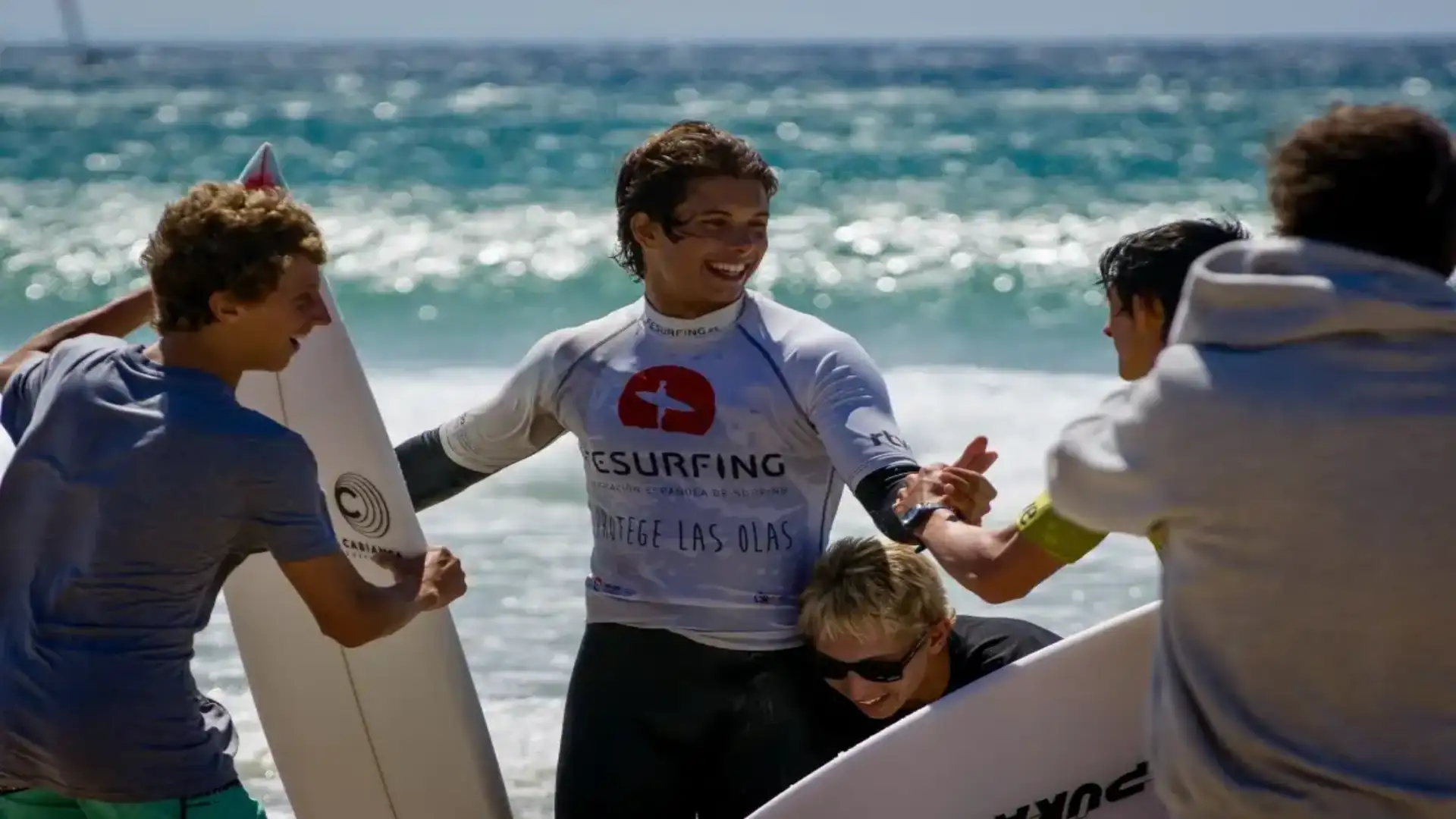 Marcelino Botín and Garazi Sánchez Spanish champions of Surf in Doniños