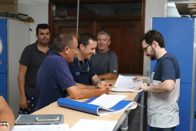 Cerca de 50 barcos disputan a partir de mañana viernes hasta el domingo la prestigiosa regata alicantina con la emblemática vuelta a la isla de Tabarca, prueba de valor doble y que se celebrará en la jornada de sábado