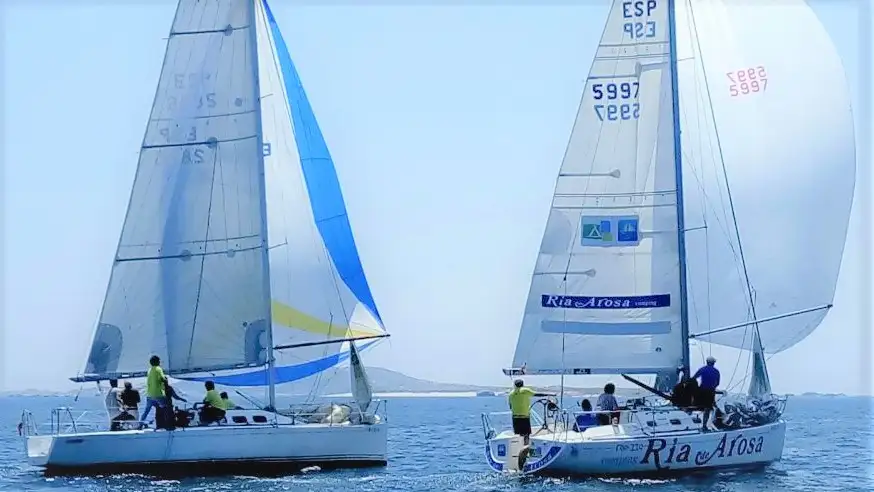 Ziralla Primero de Sanxenxo, Santiago Roma Rías Baixas de Beluso y Arosa VI de Riveira vencieron en sus clases