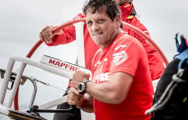 Joao Vila un ingeniero catalán con una profunda relación con Javier de la Gándara, en sus proyectos de Vuelta al Mundo del "Fortuna" y "Galicia 93-Pescanova", el nuevo fichaje del "Mapfre"