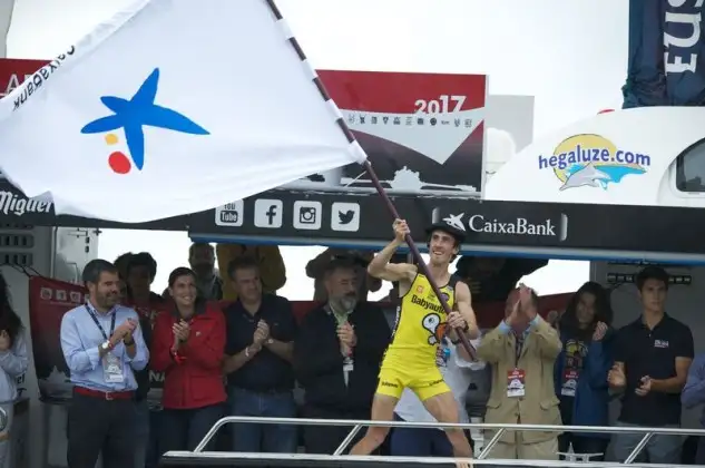 La ‘San Nikolas’ se lleva la V Bandera CaixaBank mientras que San Juan Iberdrola ha hecho lo suyo en la II Bandera CaixaBank