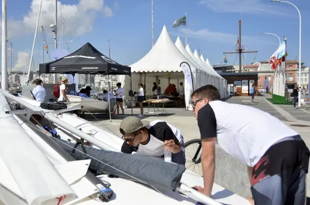 En la bellísima Ciudad de La Coruña ya se comienza a sentir la proximidad del Mundial de Snipe