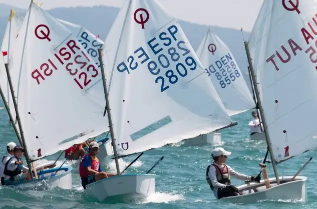 El andaluz de Puerto Sherry termina en el puesto 22 de la general del campeonato de Europa, mientras que la regatista de Cartagena lo hace en el 15 de féminas (Foto Pep Portas)