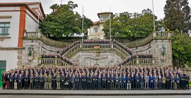 La Escuela Naval Militar recibirá el Premio Nacional de Vela Terras Gauda a la institución del año coincidiendo con el 300 aniversario de su creación en 1717 además de formar a oficiales de la Armada, la Escuela es desde hace años uno de los principales generadores de conocimiento científico en España