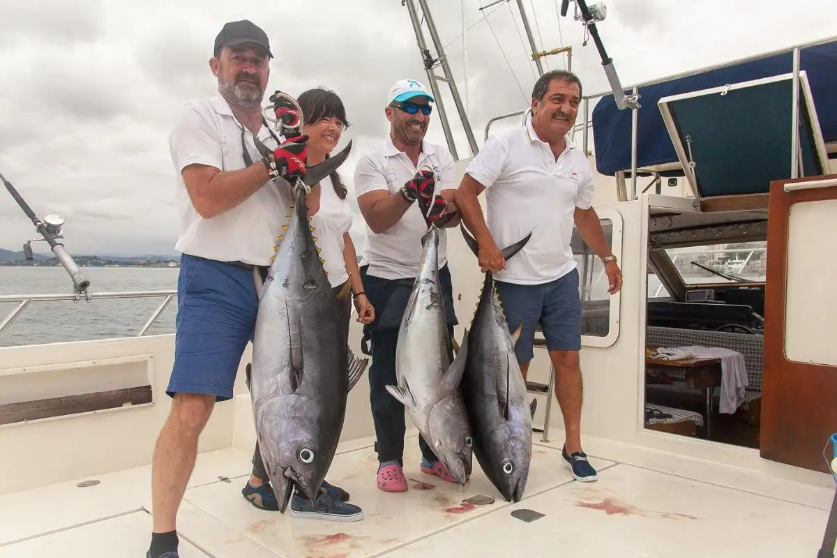 “Macumar” de Alberto Vázquez varias veces ganador de la Copa del Rey el barco a batir (Foto Pedro Seoane)