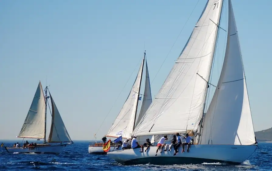 La Secretaria Xeral de Deportes de la Xunta de Galicia, Marta Míguez, presidió la entrega de premios... el Cassandra recibió el premio al barco más representativo de la regata